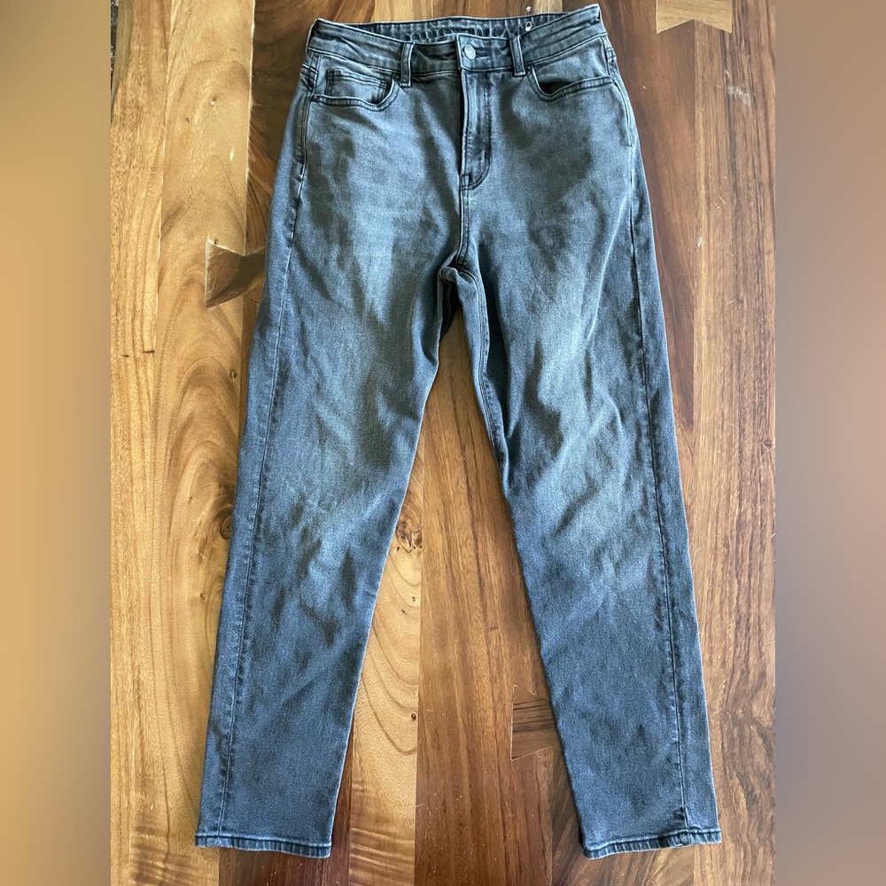 American eagle stretch mom jeans size 4